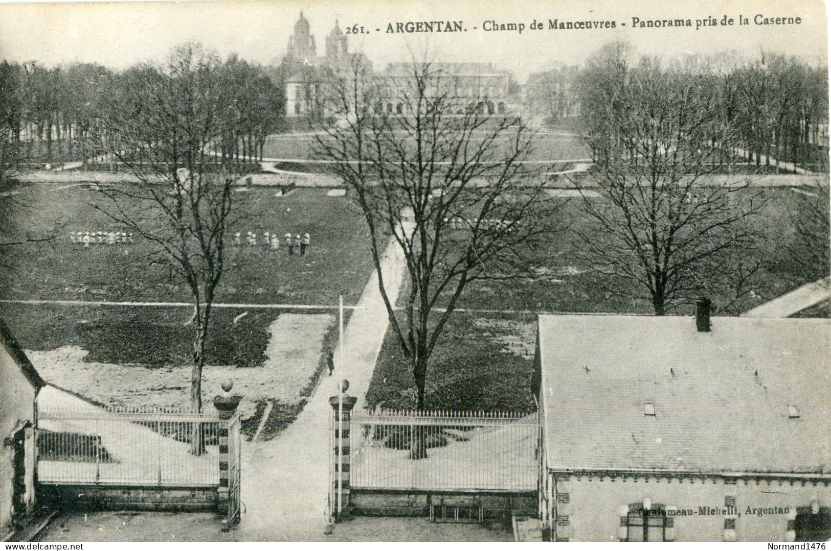 Champ De Manoeuvre - Argentan