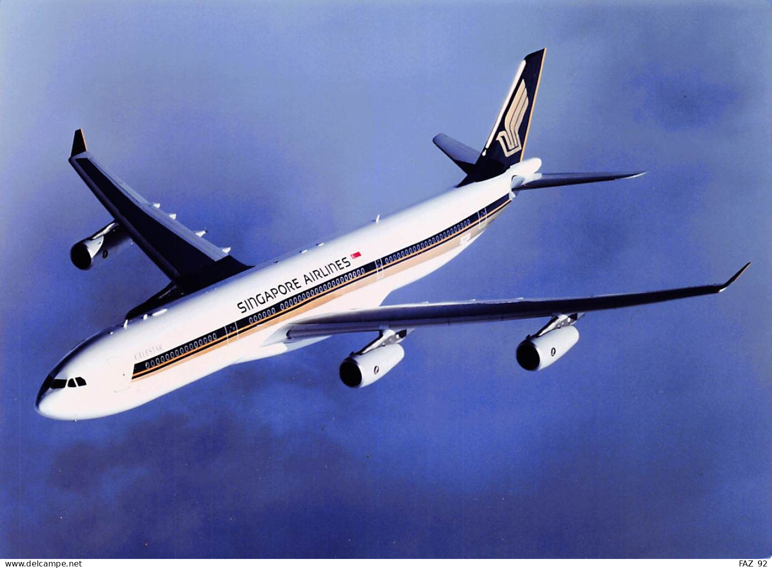 Airbus A340 In Singapore Airlines Colours - +/- 180 X 130 Mm. - Photo Presse Originale - Aviation
