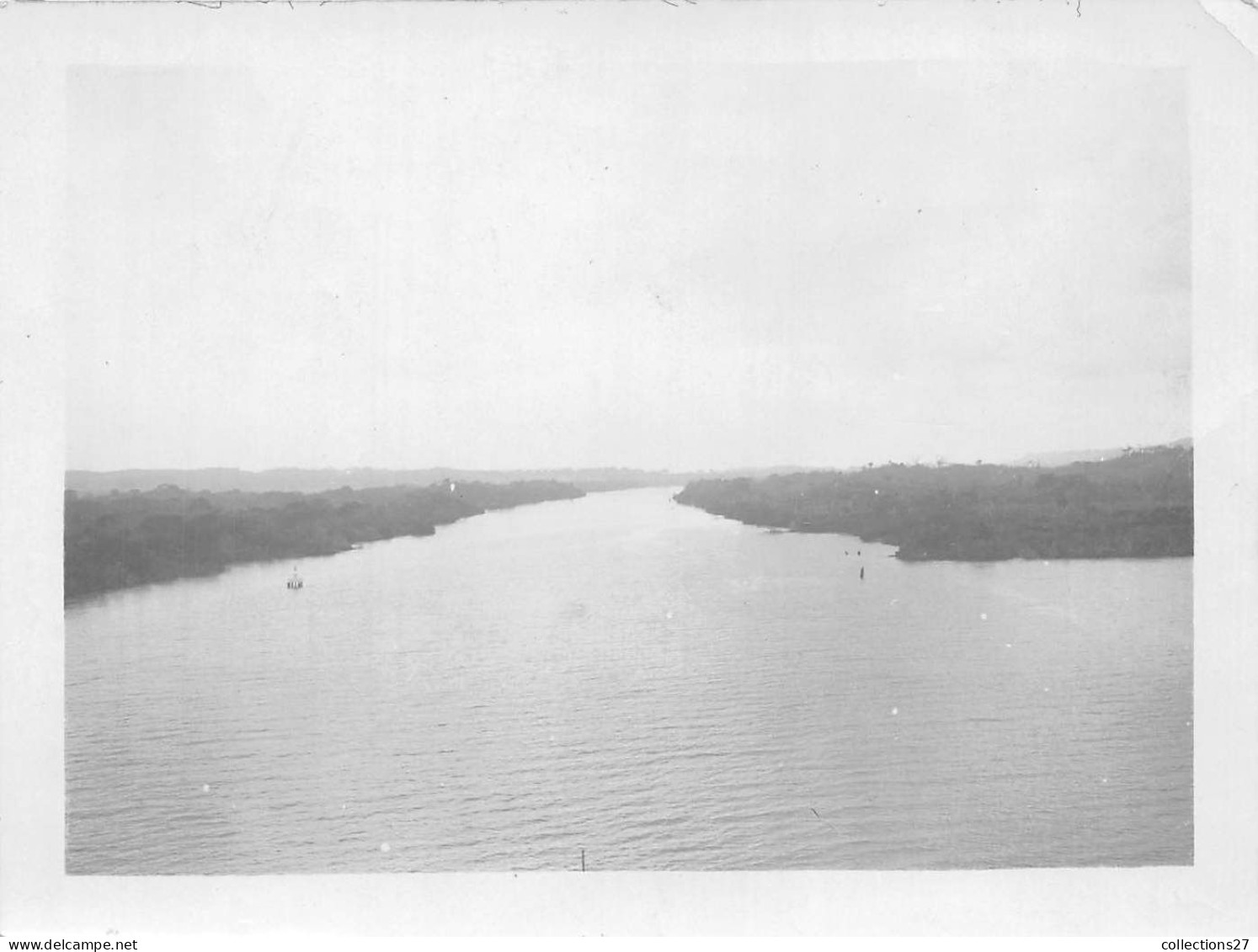 23 PHOTOS D'UN EQUIPAGE SUR LE TOURVILLE BATEAU CROISEUR- CANAL DU PANAMA- CHILI-NOUVELLE ZELAND- BREST- GOUADELOUPE - Schiffe