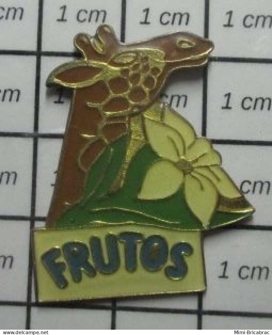 3417 Pin's Pins / Beau Et Rare / ALIMENTATION / BONBONS FRUTOS FLEUR BLANCHE ET GIRAFE - Alimentación