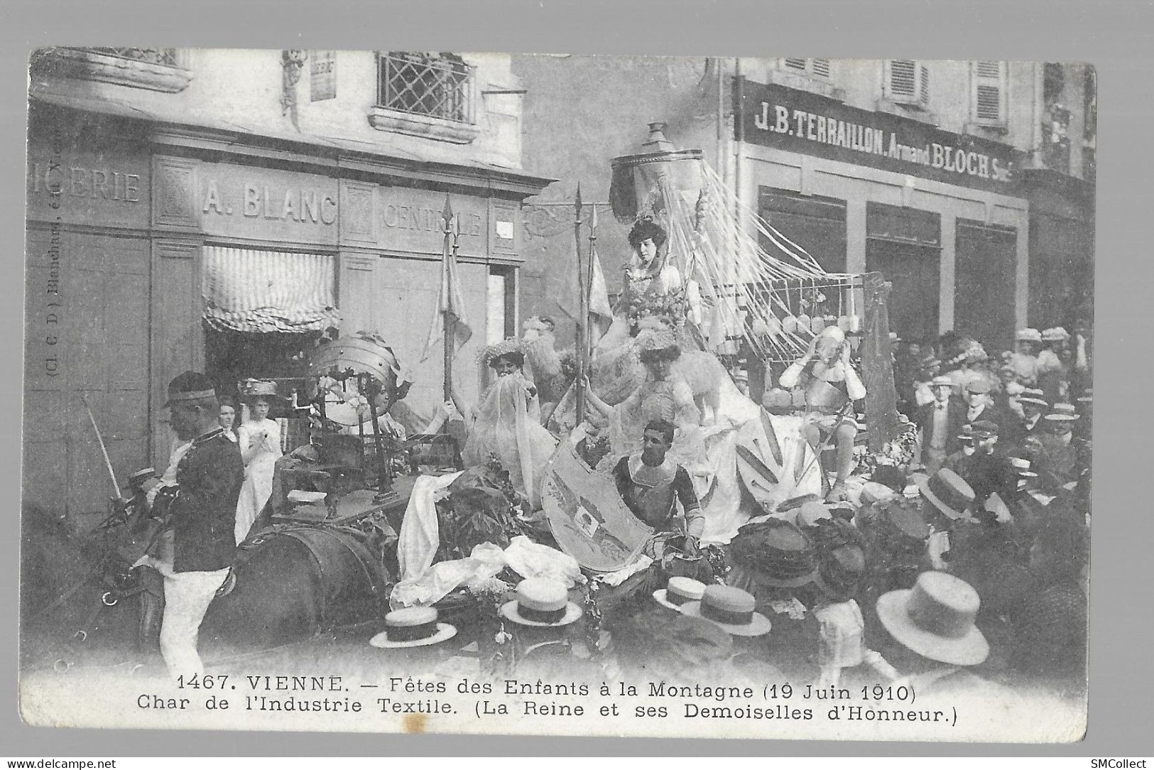 Vienne, Fête Des Enfants à La Montagne. Char De L'industrie Textile (13540) - Vienne