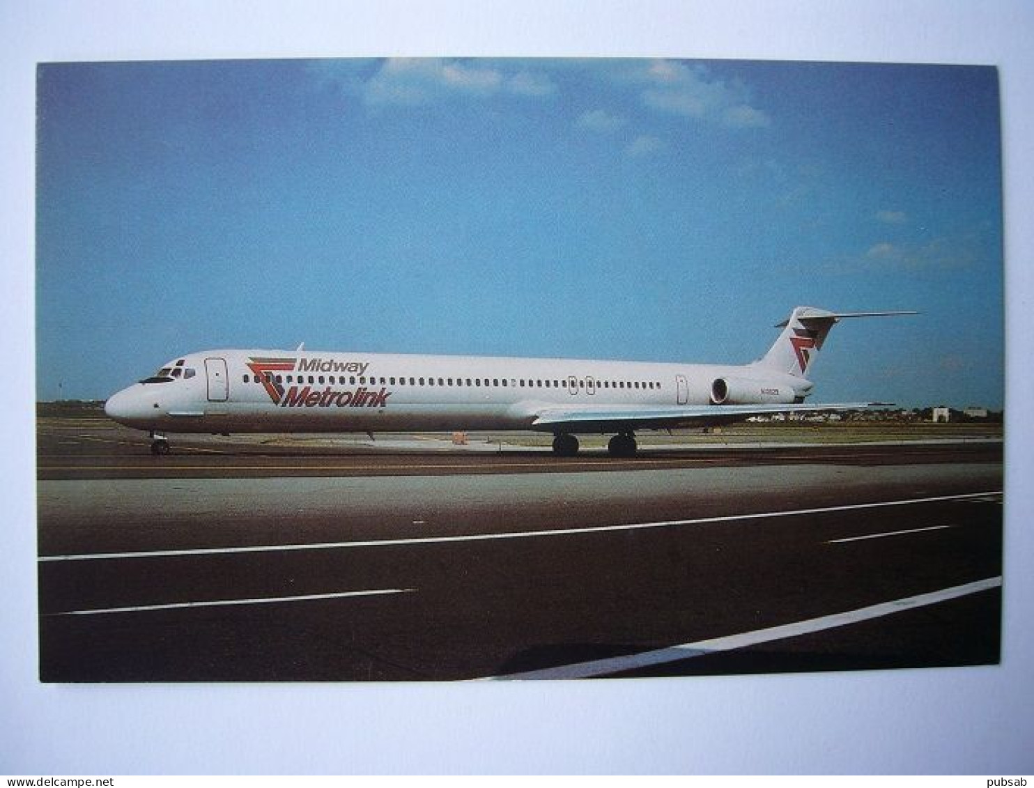 Avion / Airplane / MIDWAY METROLINK / Douglas MD80 / Airline Issue - 1946-....: Ere Moderne