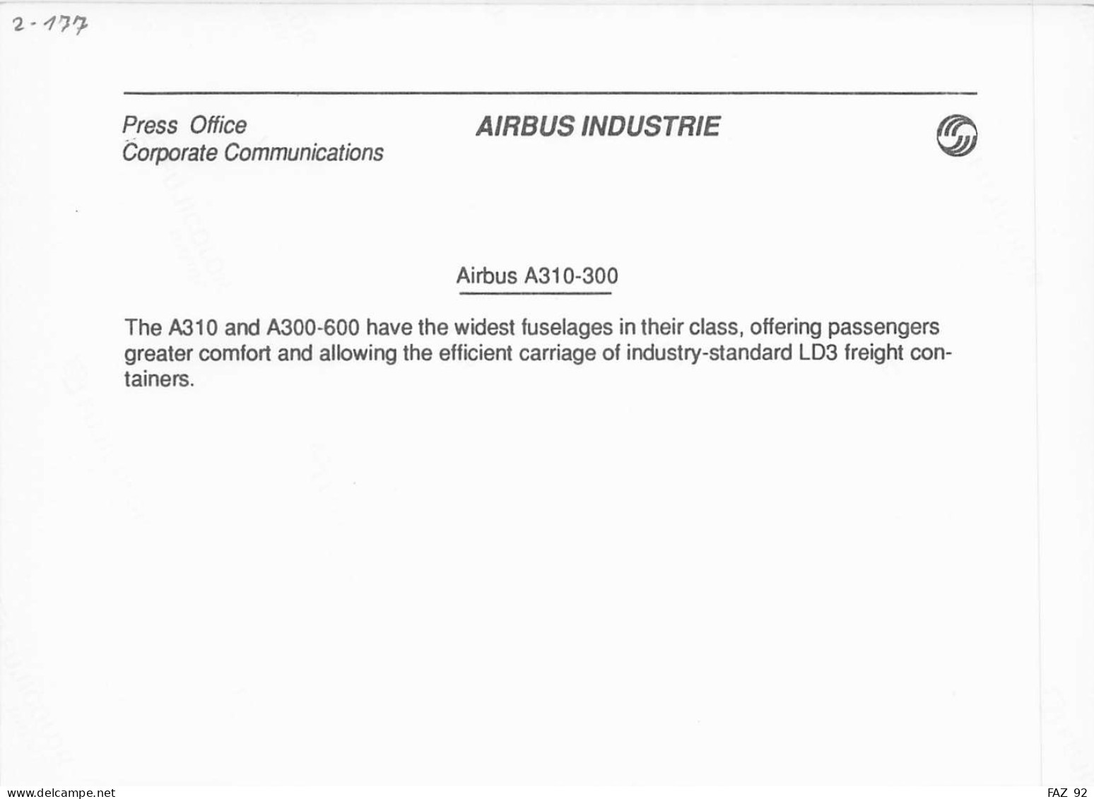 Airbus A310-300 - Emirates - +/- 180 X 130 Mm. - Photo Presse Originale - Luftfahrt