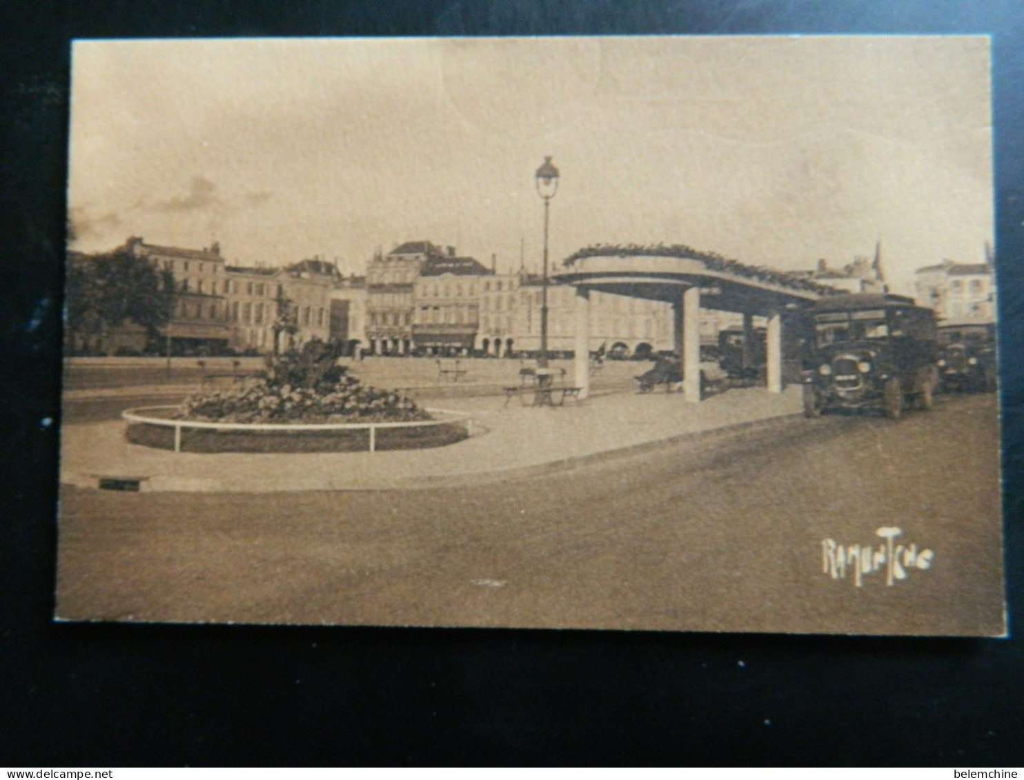 LA ROCHELLE                                GARE DES AUTOBUS - La Rochelle