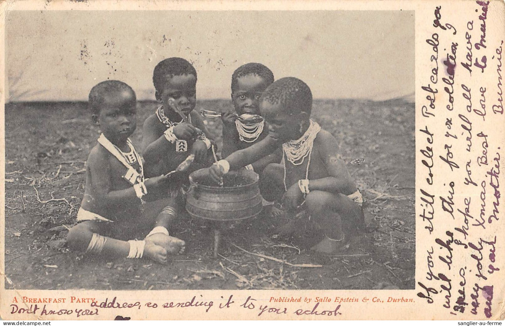 CPA / AFRIQUE DU SUD / CPA ETHNIQUE / A BREAKFAST PARTY / ENFANTS NOIRS - Afrique Du Sud