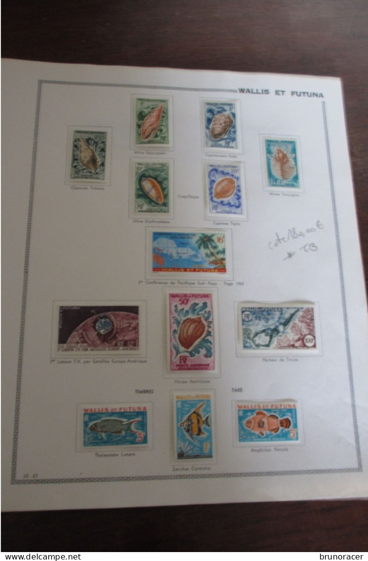 LOT WALLIS & FUTUNA  ANNEES 60 POSTE ET POSTE AERIENNE SUR 5 PAGES D'ALBUM NEUF* COTE 180 EUROS  VOIR SCANS - Neufs