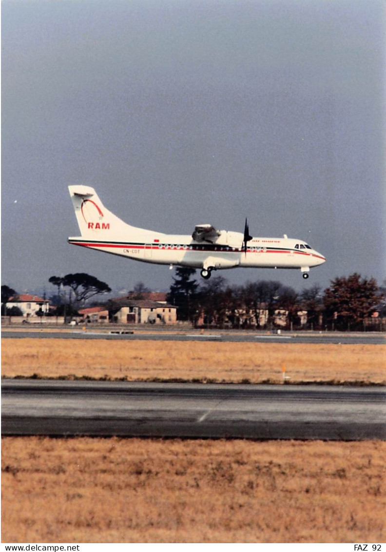 ATR-42 Air Maroc - +/- 180 X 130 Mm. - - Aviación