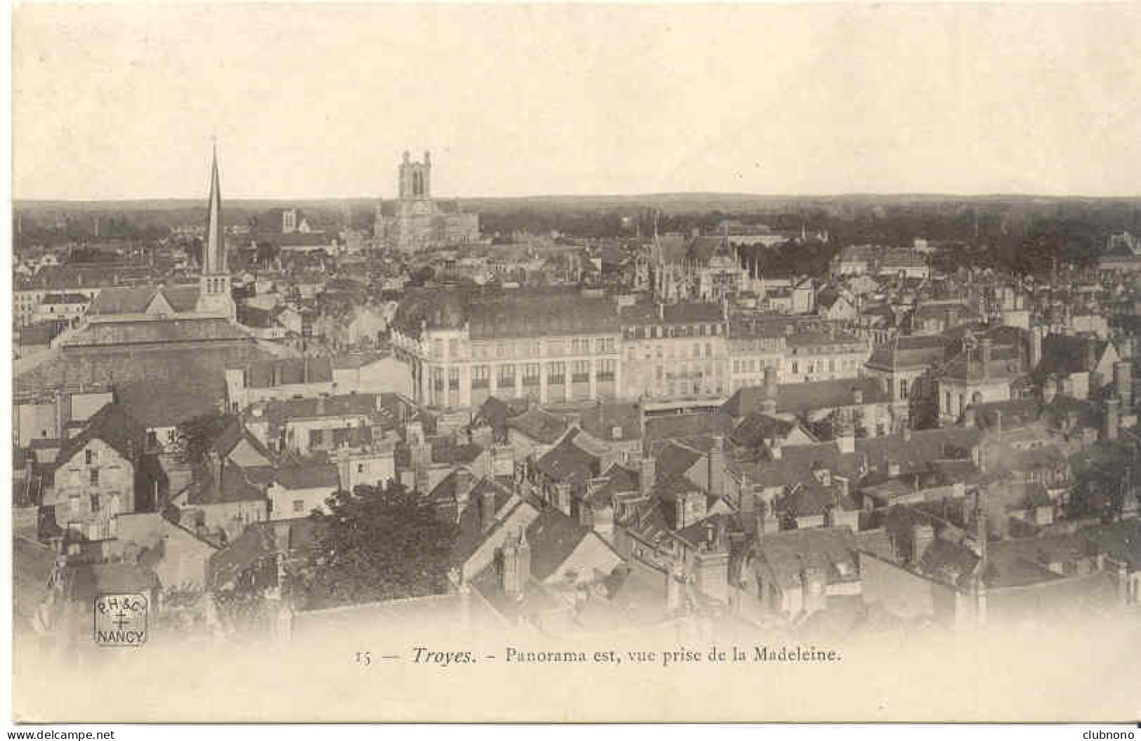 CPA - TROYES - PANORAMA EST VUE PRISE DE LA MADELEINE  (IMPECCABLE) - Troyes