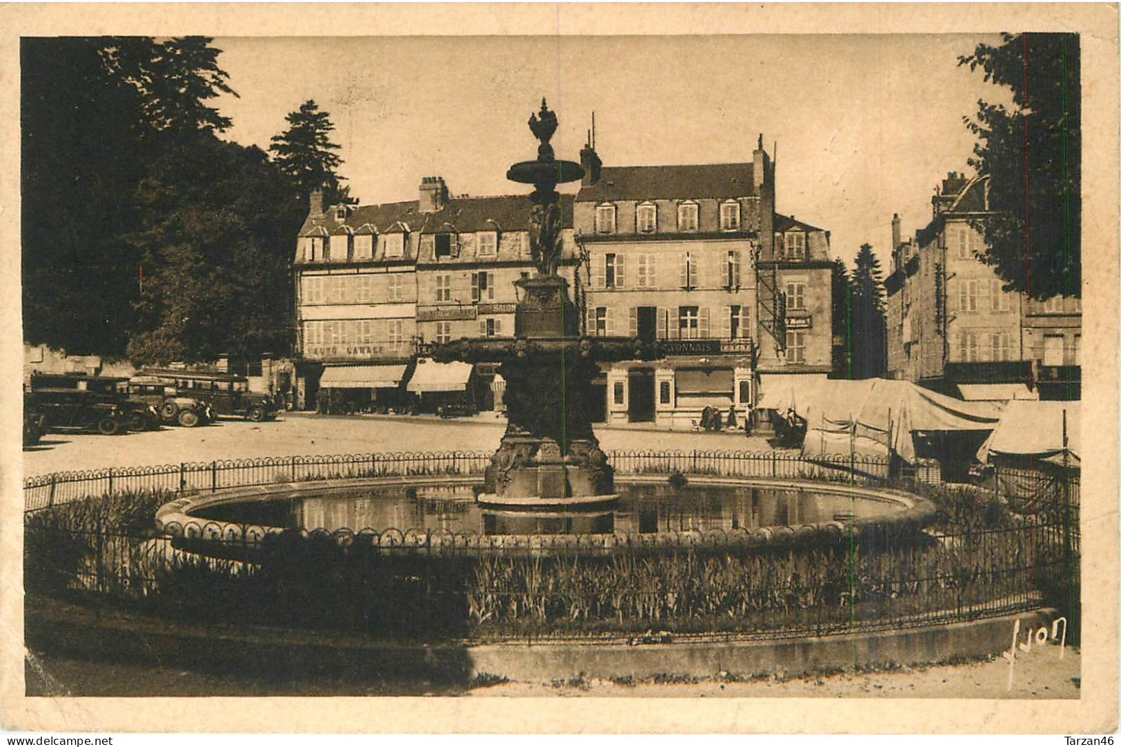 26.04.2024 - B -  959. GUERET (Creuse) - Place Bonnyaud, Fontaine Des Trois Grâces - Guéret