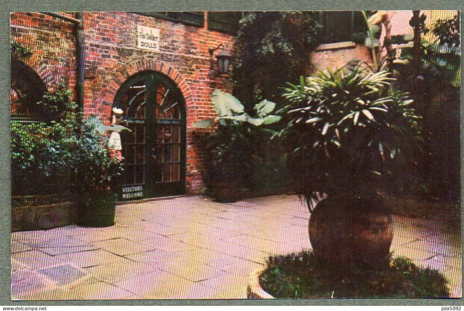 USA - NEW ORLEANS - Brulatour Courtyard - 520 Royal Street - New Orleans