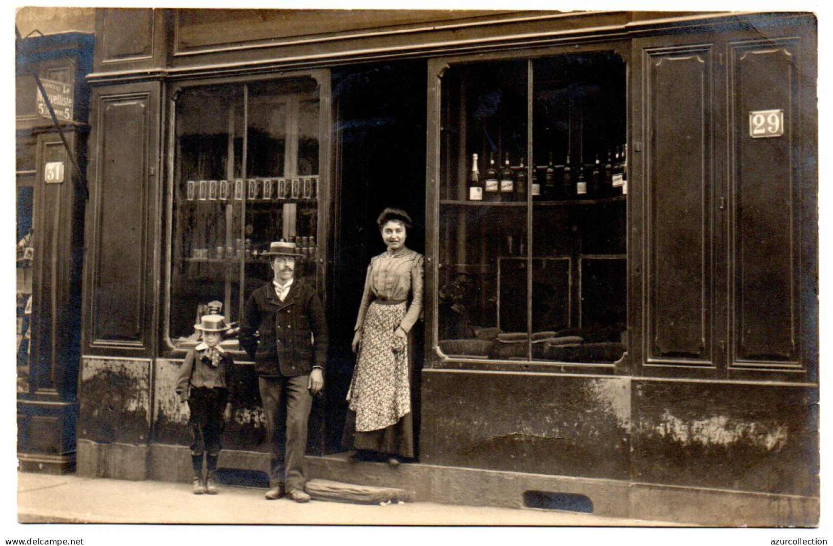 Devanture D'une épicerie-quincaillerie . Carte Photo Animée Non Située - Shops