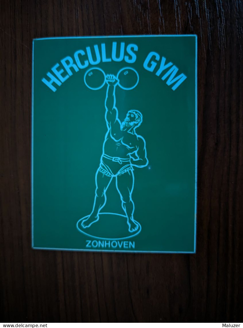 AUTOCOLLANT HERCULUS GYM - FITNESS BODYBUILDING HALTERES SPORT – ZONHOVEN - BELGIQUE BELGIË BELGIUM - Adesivi