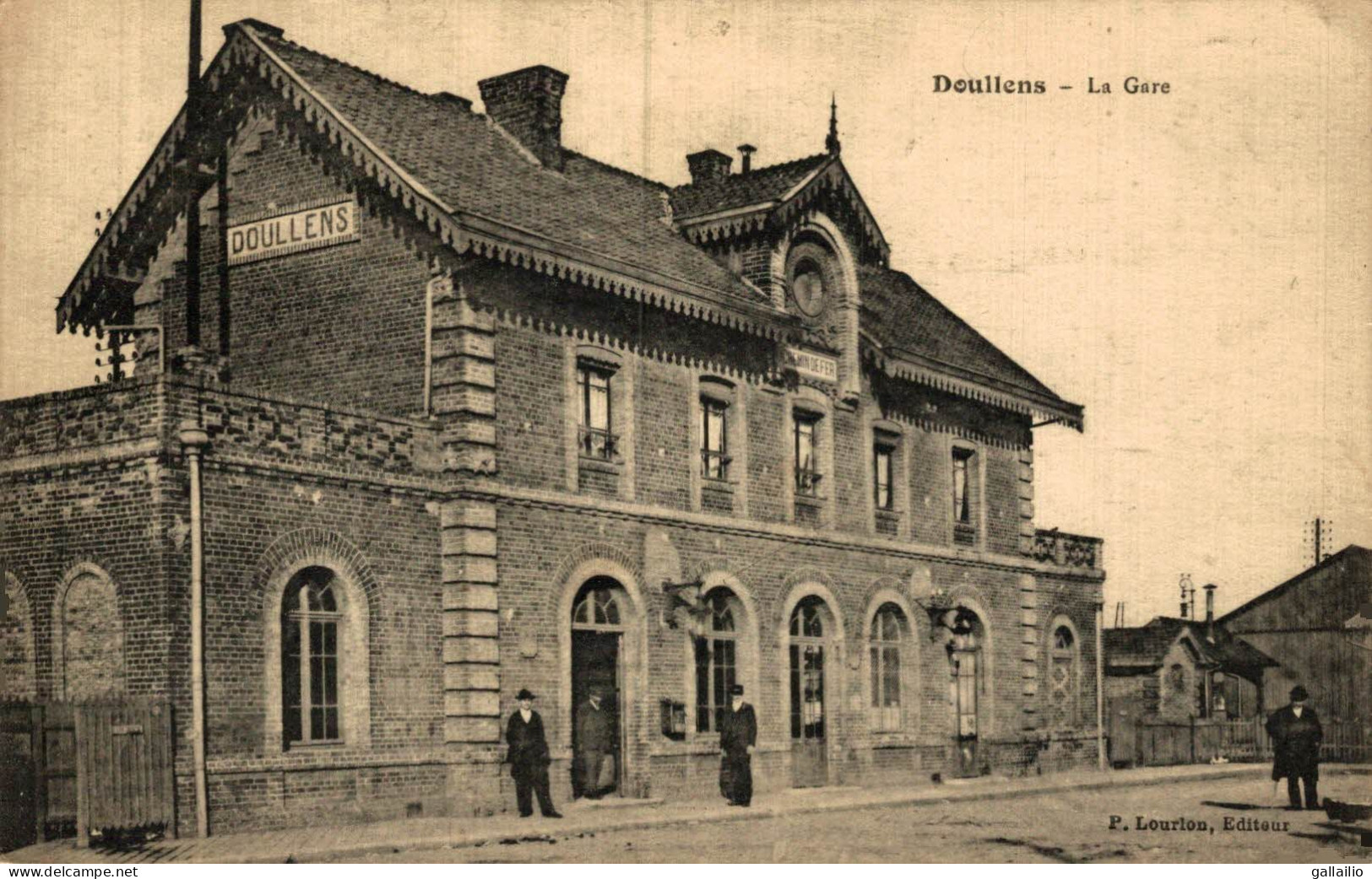 DOULLENS LA GARE - Doullens