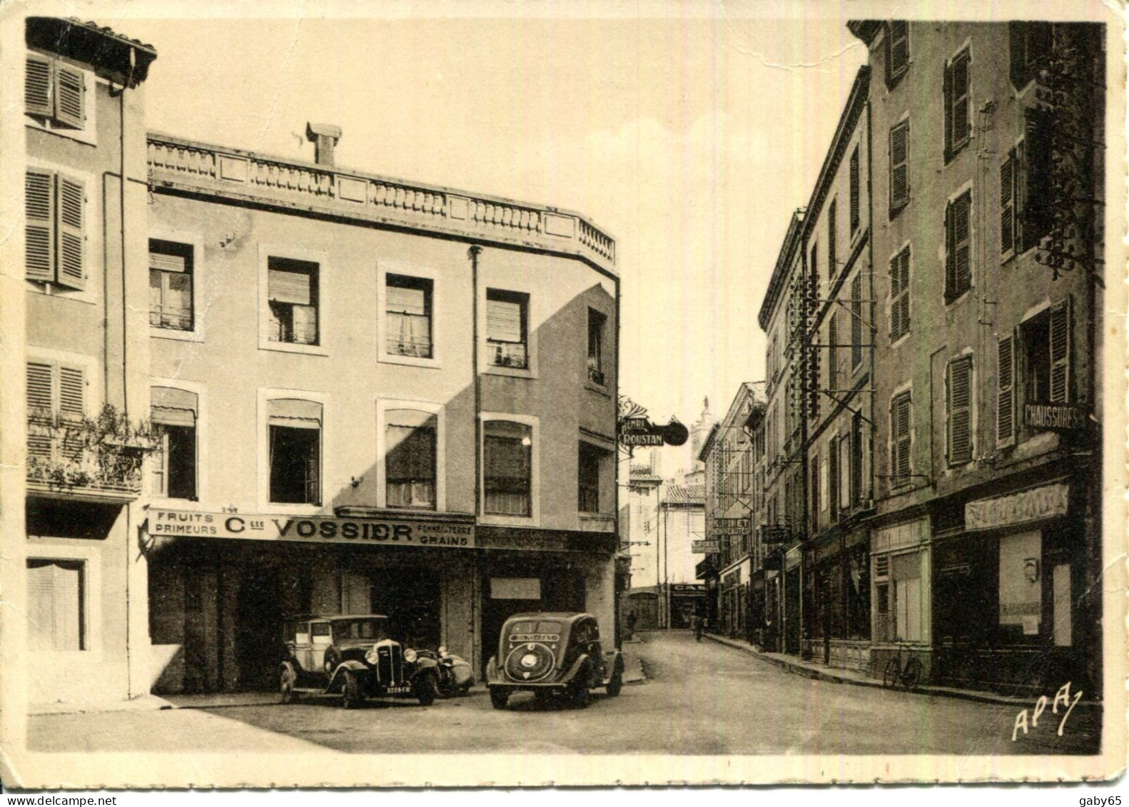 CPSM.26.DRÔME.MONTÉLIMAR. PLACE DU CHAPEAU ROUGE ET RUE MAURICE MEYER.GRAINS FRUITS & PRIMEUR CAMILLE VOSSIER. - Montelimar