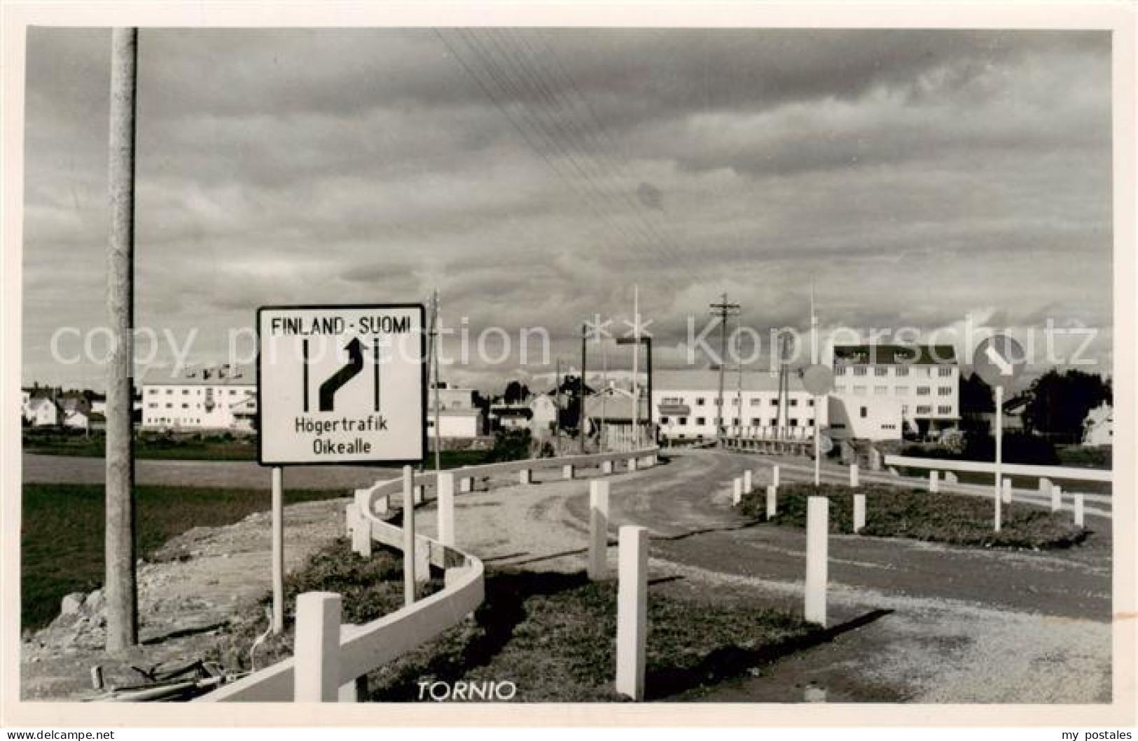 73854350 Tornio Suomi Ortseinfahrt Strassenschild  - Finnland