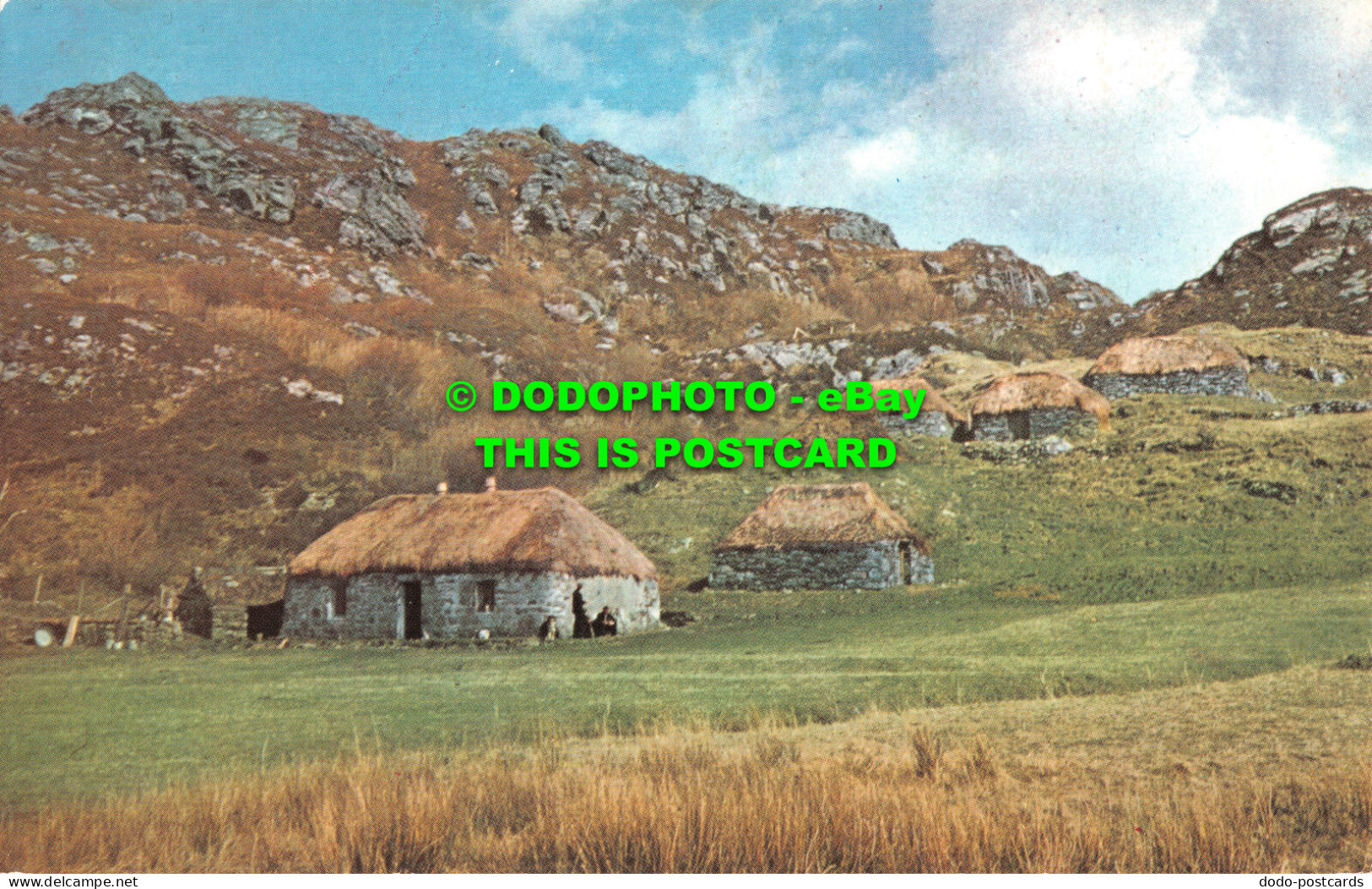 R518982 A Thatched Cottage At Glen Uig Between Loch Ailort And Moidart. PT36253 - Mondo