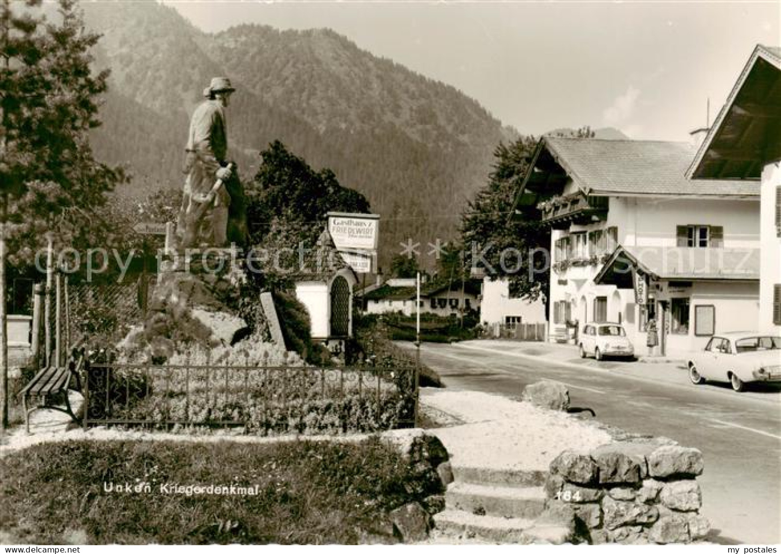 73853951 Unken Salzburg AT Ortspartie Mit Kriegerdenkmal  - Sonstige & Ohne Zuordnung