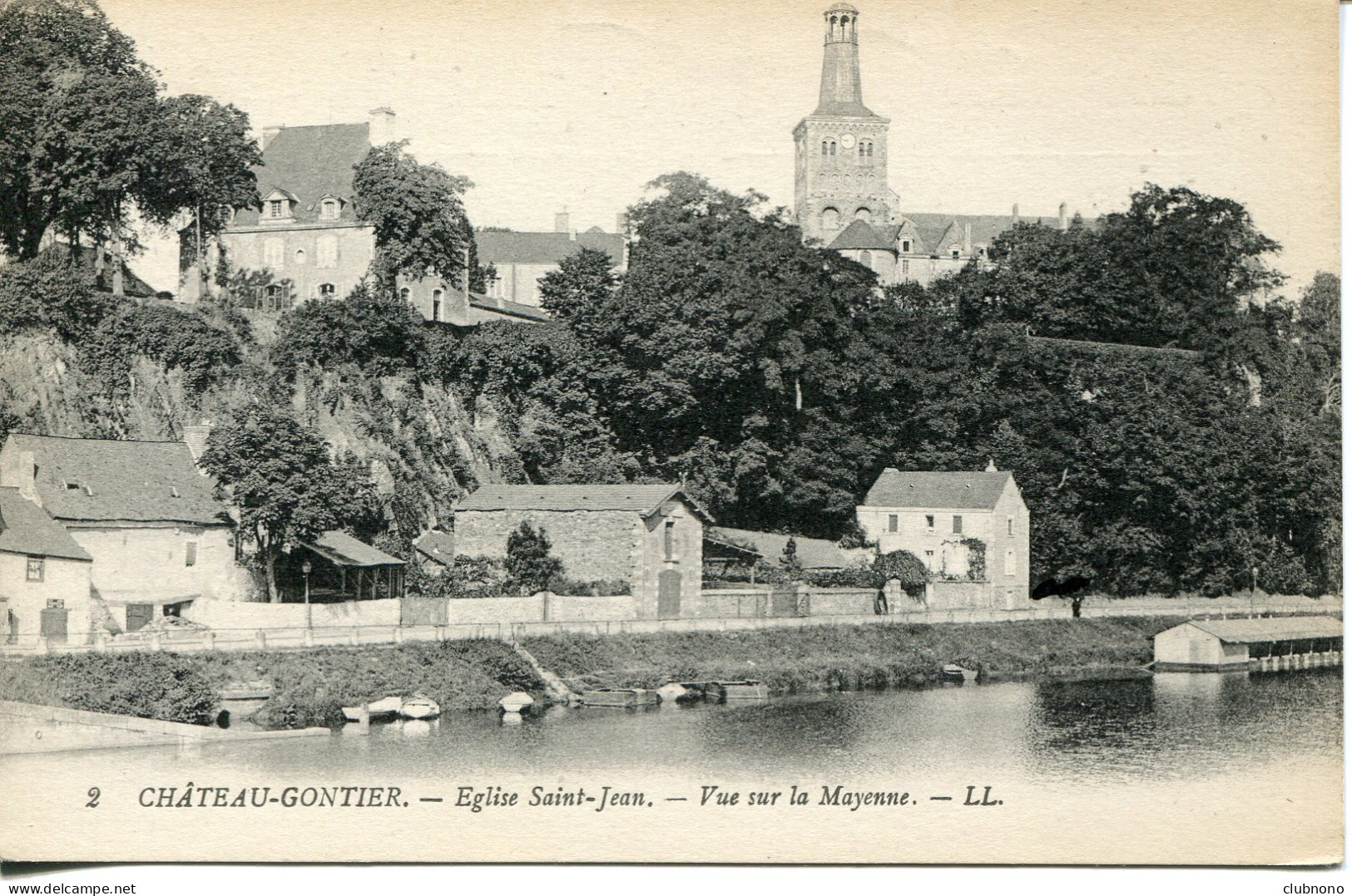 CPA - CHATEAU-GONTIER - EGLISE SAINT-JEAN - VUE SUR LA MAYENNE (1923) - Chateau Gontier