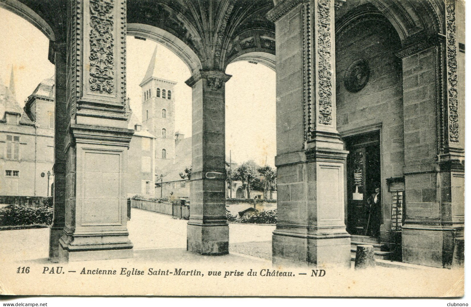 CPA - PAU - ANCIENNE EGLISE ST MARTIN, VUE PRISE DU CHATEAU - Pau