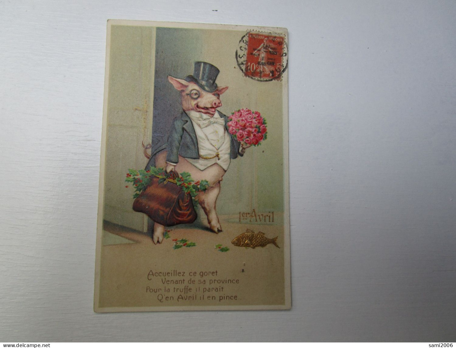 FANTAISIE GAUFREE COCHON HABILLE HUMANISE BOUQUET FLEURS SACOCHE 1 ER AVRIL POISSON DORE - Dressed Animals