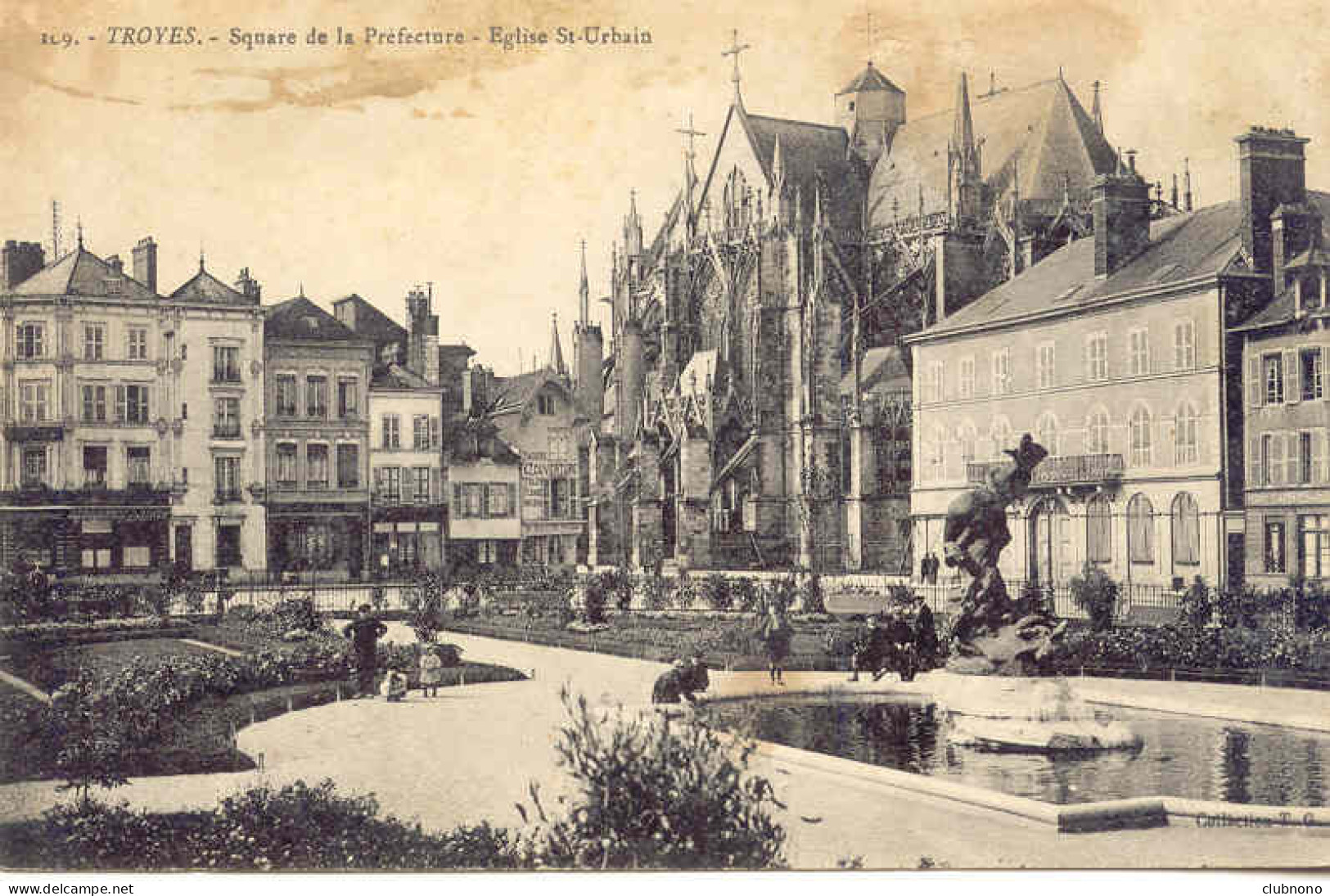 CPA - TROYES - SQUARE DE LA PREFECTURE - EGLISE ST URBAIN - Troyes