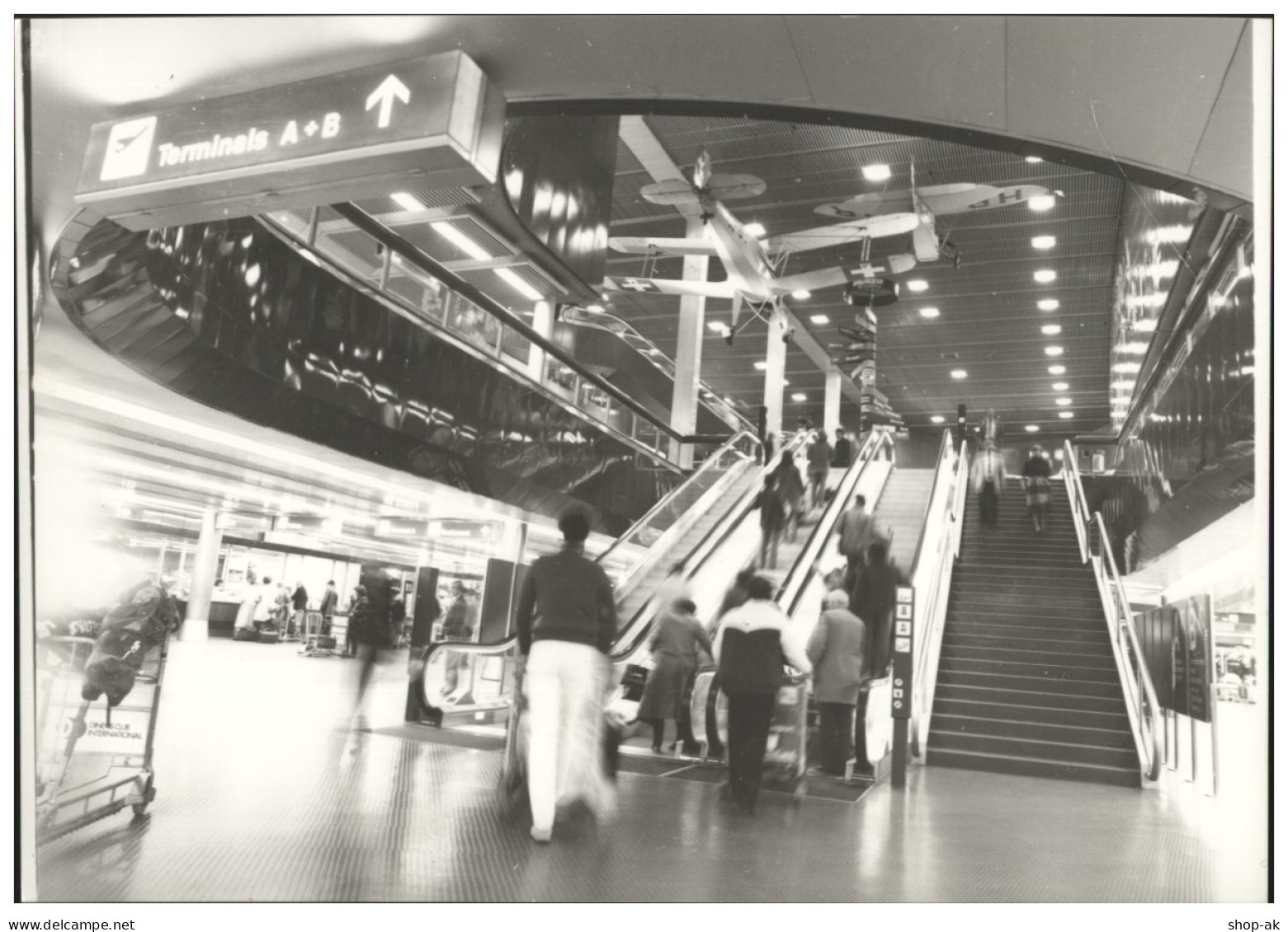 C5593/ Flughafen Zürich  Foto 21 X 15 Cm 70er Jahre - Andere & Zonder Classificatie