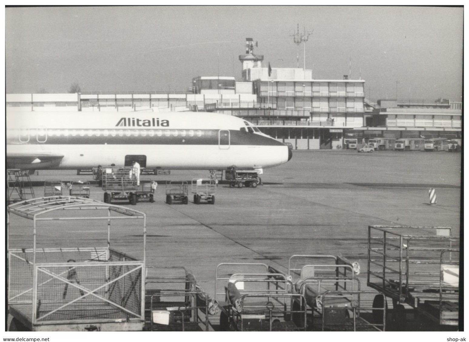 C5571/ Flughafen Frankfurt Flugzeug Alitalia Foto 21 X 15 Cm 70er Jahre - Other & Unclassified