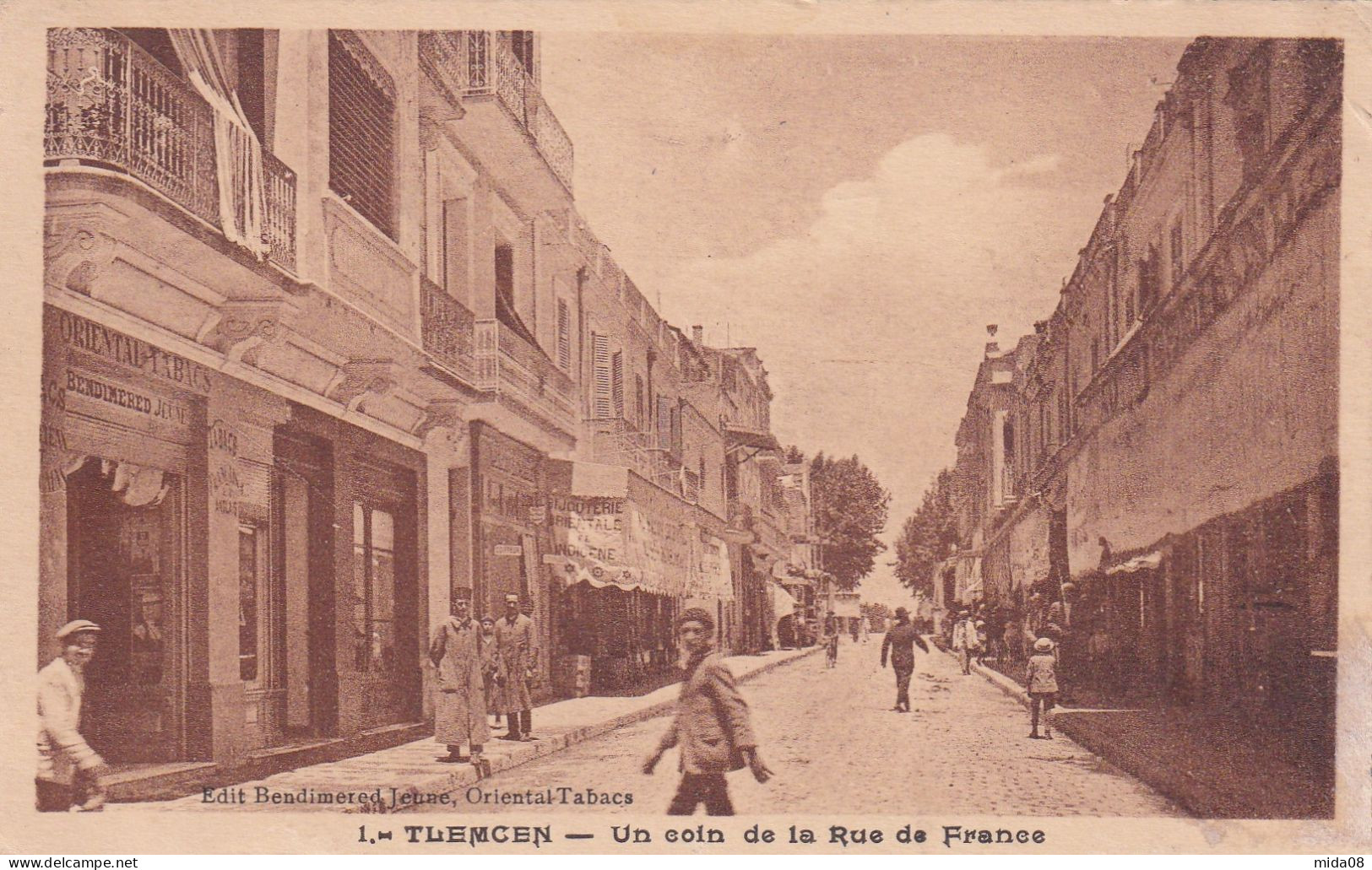 TLEMCEN . Un Coin De La Rue De France . Commerces . Animée - Tlemcen