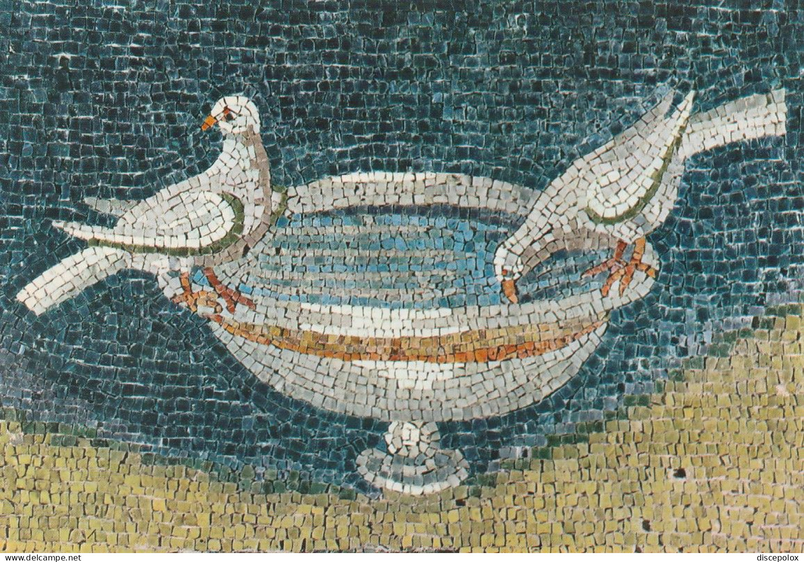 AD90 Ravenna - Mausoleo Di Galla Placidia - Colombe Che Si Abbeverano - Mosaico Mosaique Mosaic Mosaik / Non Viaggiata - Ravenna