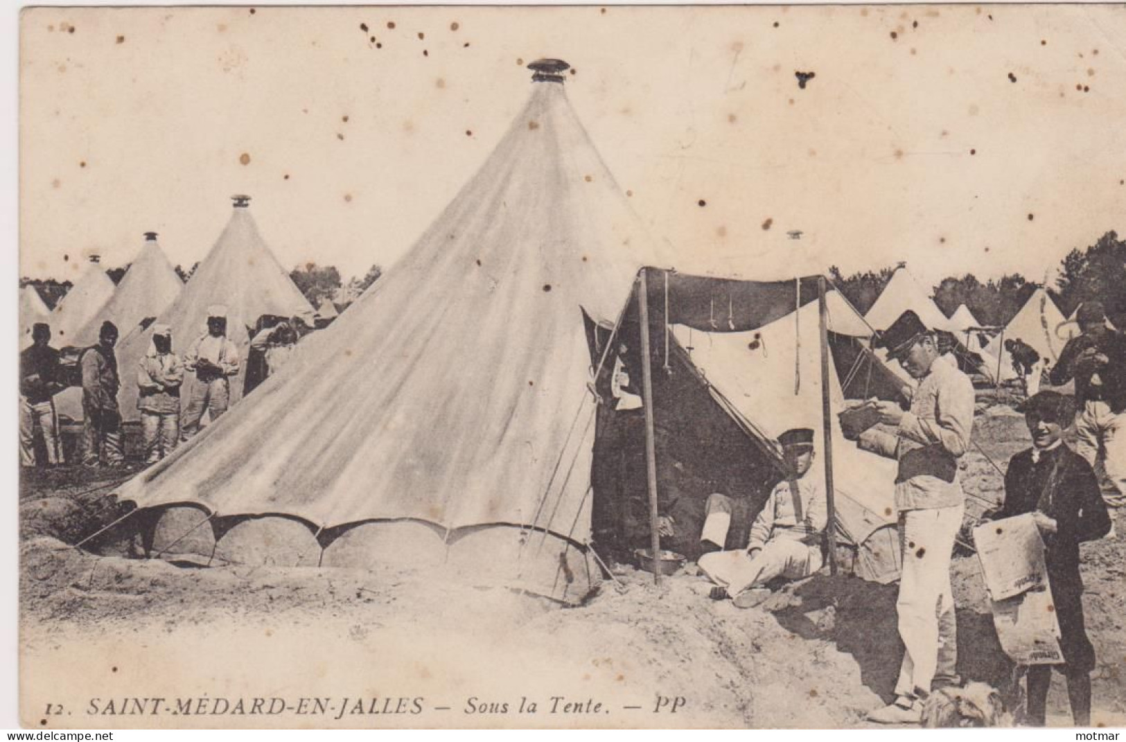 Saint-Médard En Jalles, Sous La Tente Camp Militaire - Autres & Non Classés