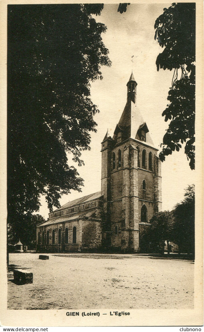 CPA -  GIEN - L'EGLISE - Gien