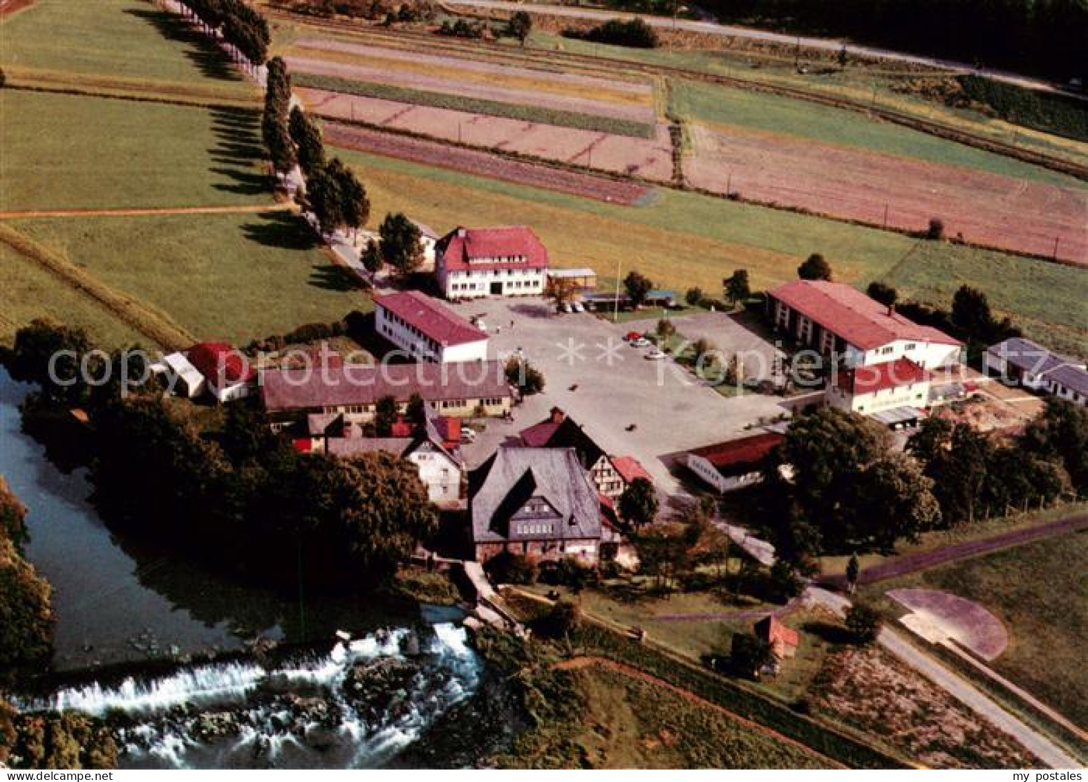 73852928 Cappel Marburg Landschulheim Steinmuehle Fliegeraufnahme Cappel Marburg - Marburg