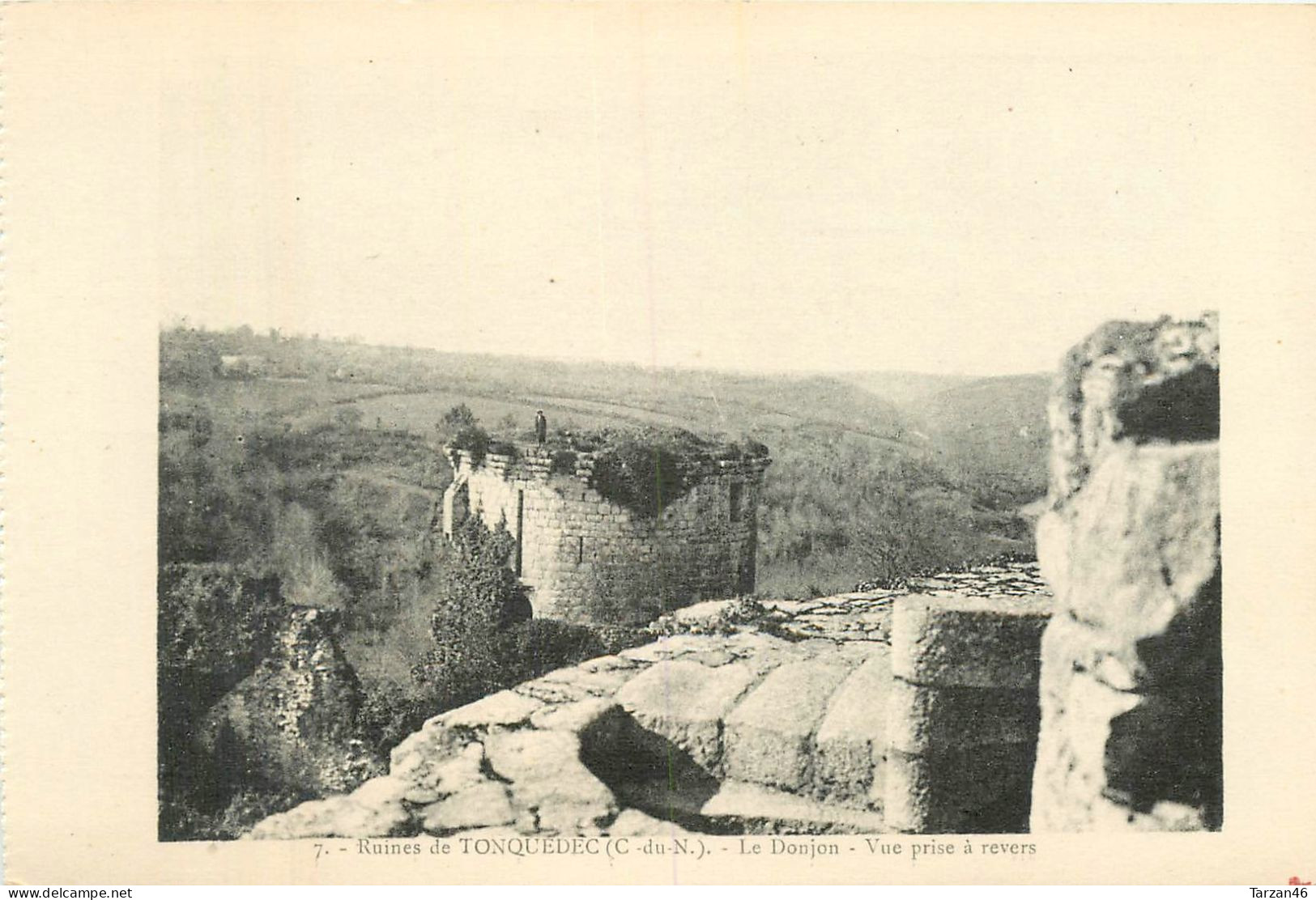 26.04.2024 - B - 7. Ruines De TONQUEDEC Le Donjon, Vue Prise à Revers - Tonquédec