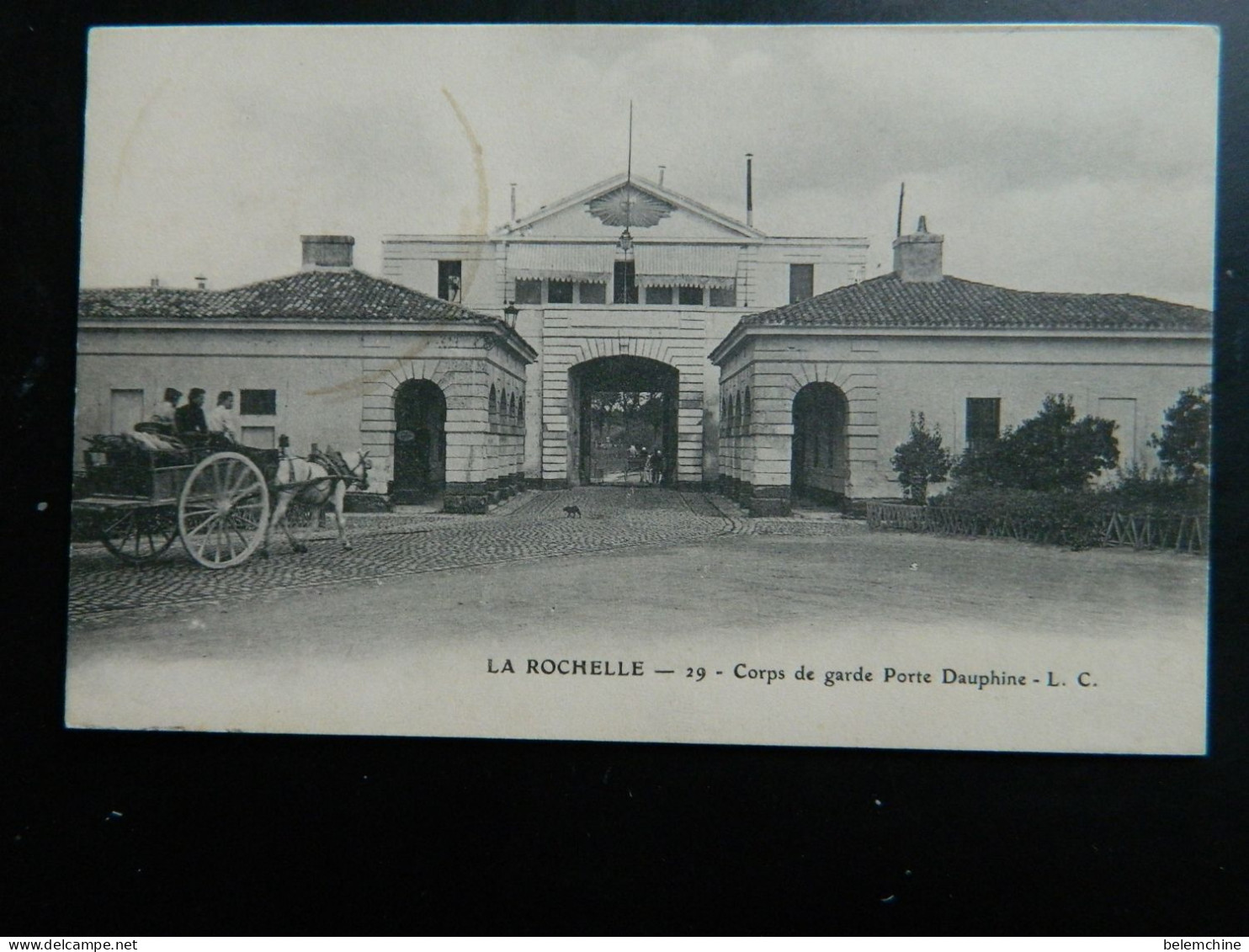 LA ROCHELLE                                             CORPS DE GARDE PORTE DAUPHINE - La Rochelle