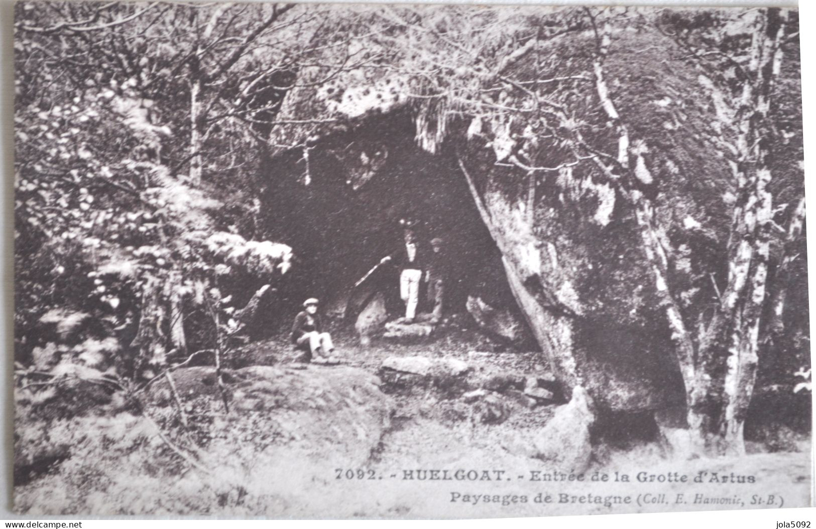 29 - HUELGOAT - Entrée De La Grotte D'Artus - Huelgoat