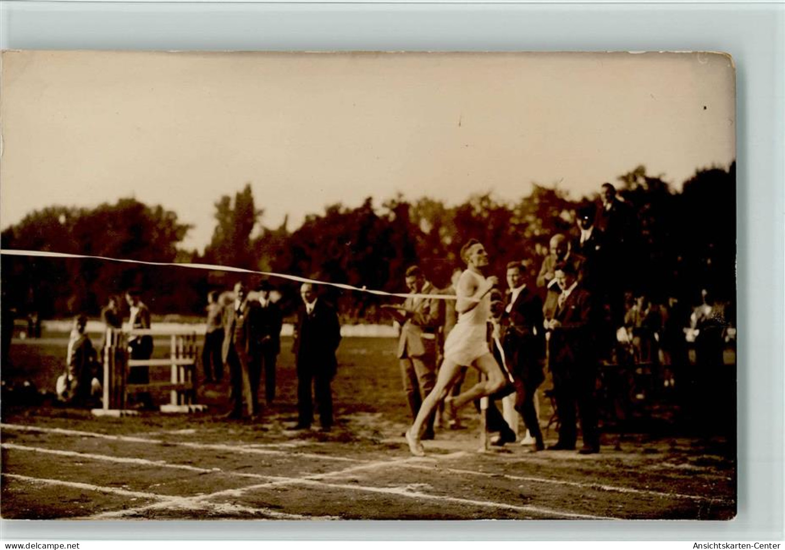 12081905 - Leichtathletik Zieleinlauf - - Atletismo