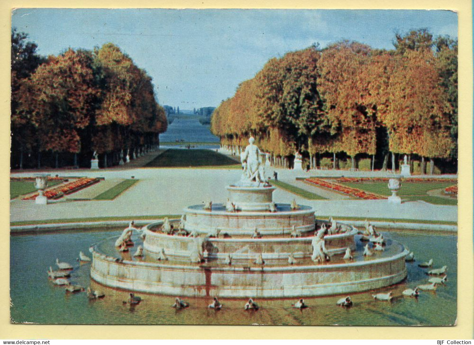 78. VERSAILLES – Le Parc / Bassin De Latone / CPSM (voir Scan Recto/verso) - Versailles