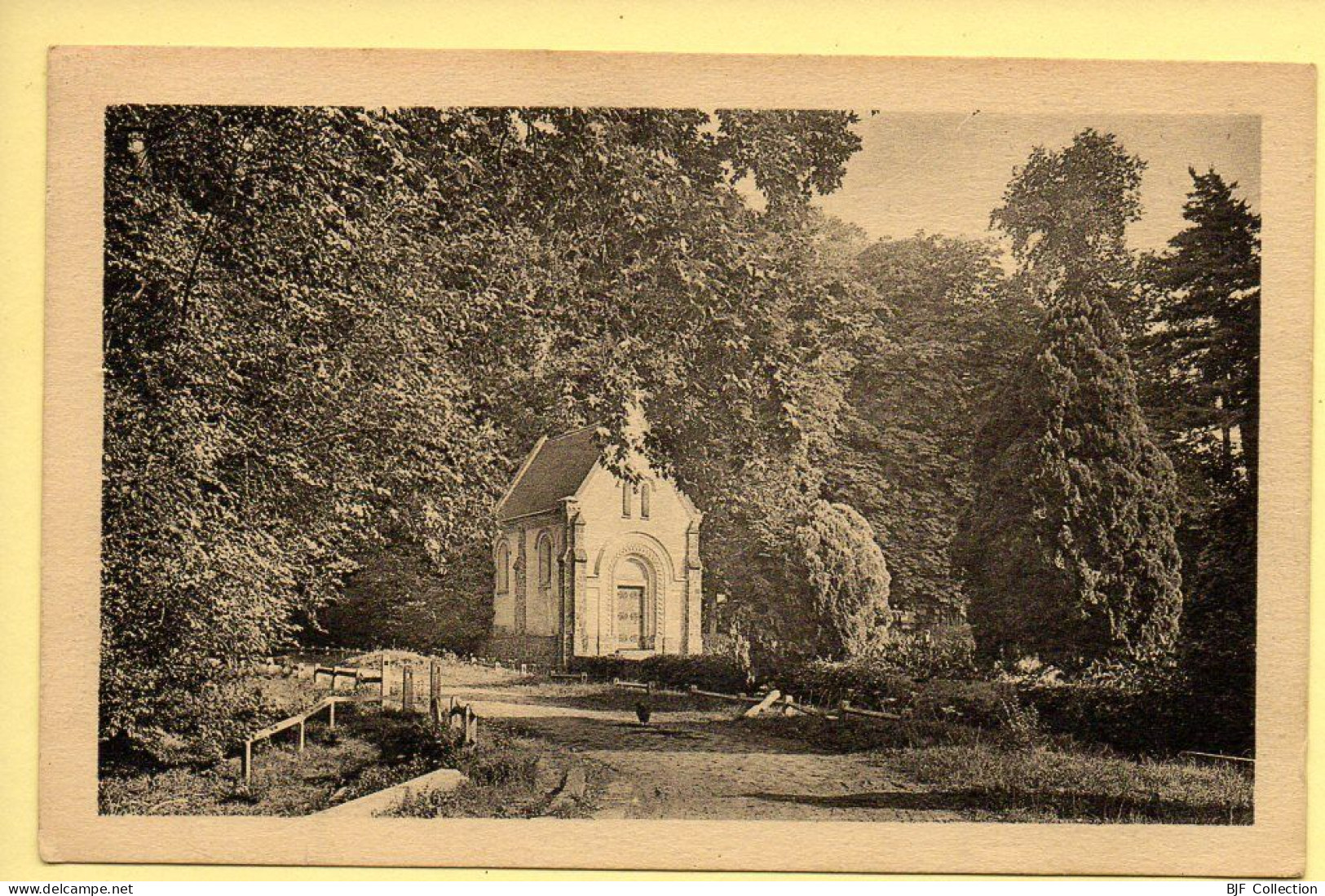 78. SAINT-REMY-LES-CHEVREUSE – Chapelle Du Château De Vaugien (2 Scans) - St.-Rémy-lès-Chevreuse