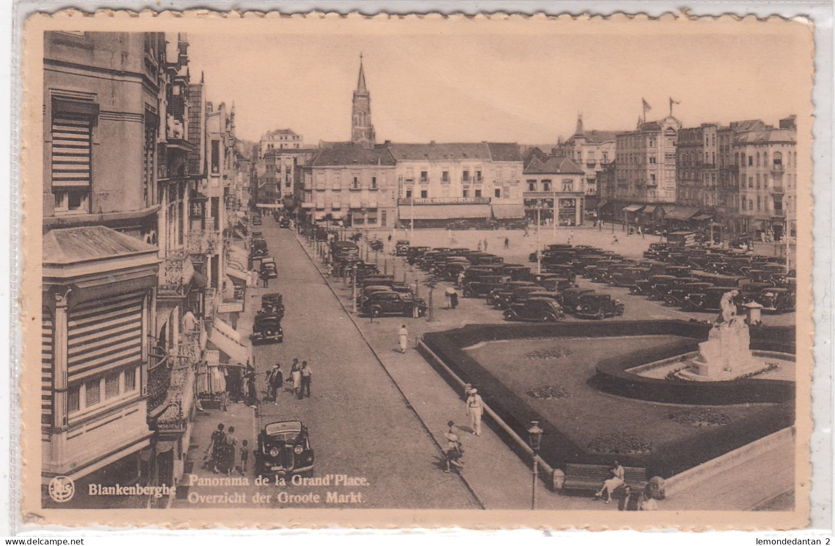 Blankenberghe. Panorama De La Grand'Place. * - Blankenberge