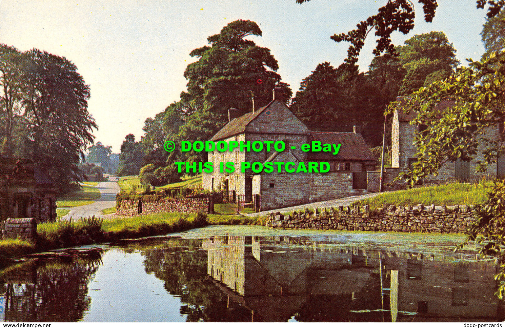 R519442 Tissington. Postcard - World