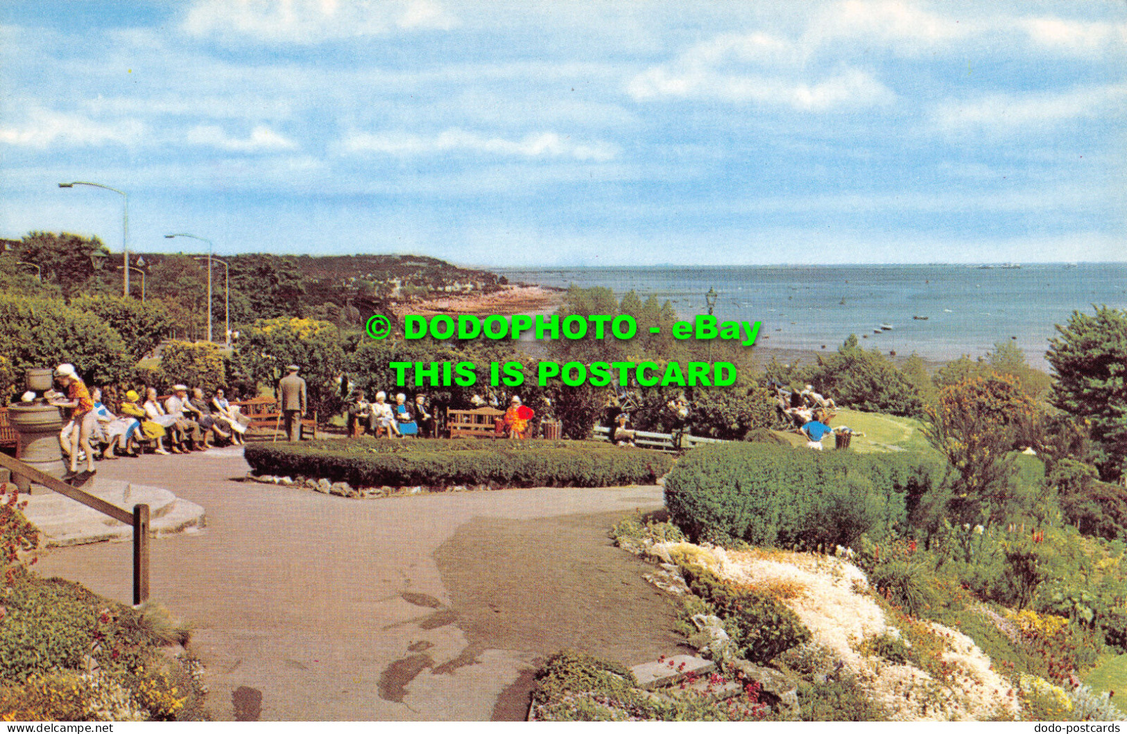 R519696 Leigh On Sea. The Gardens. Postcard - World
