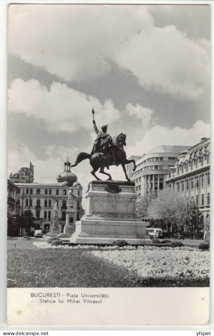 București - University Square - Mihai Viteazul Statue - Rumänien