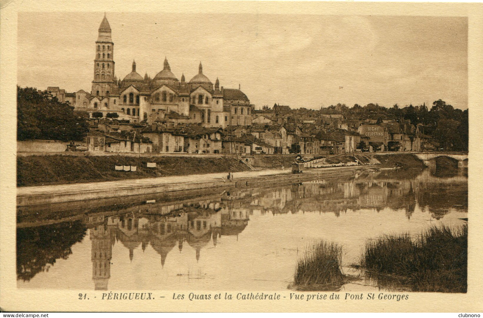 CPA -  PERIGUEUX - LES QUAIS ET LA CATHEDRALE - VUE PRISE DU PONT SAINT-GEORGES - Périgueux