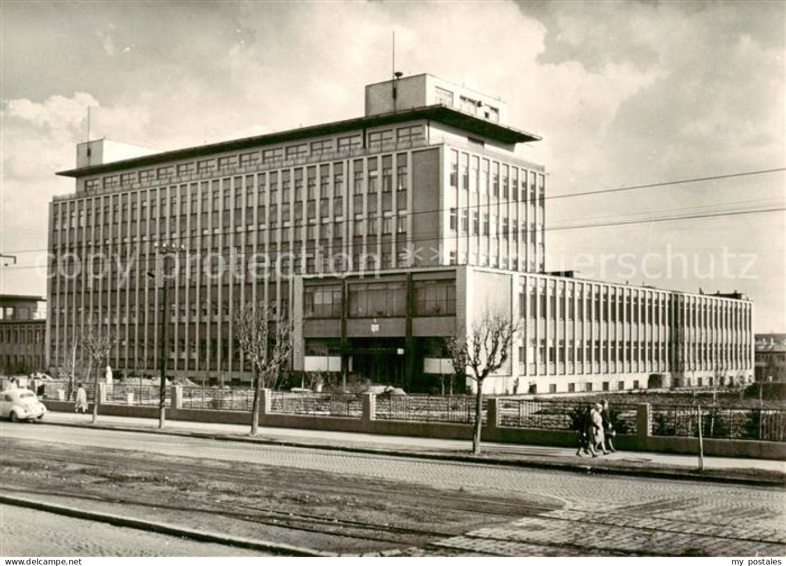 73852098 Bratislava Pressburg Pozsony Stredna Priemyselna Skola Chemicka  - Slowakei