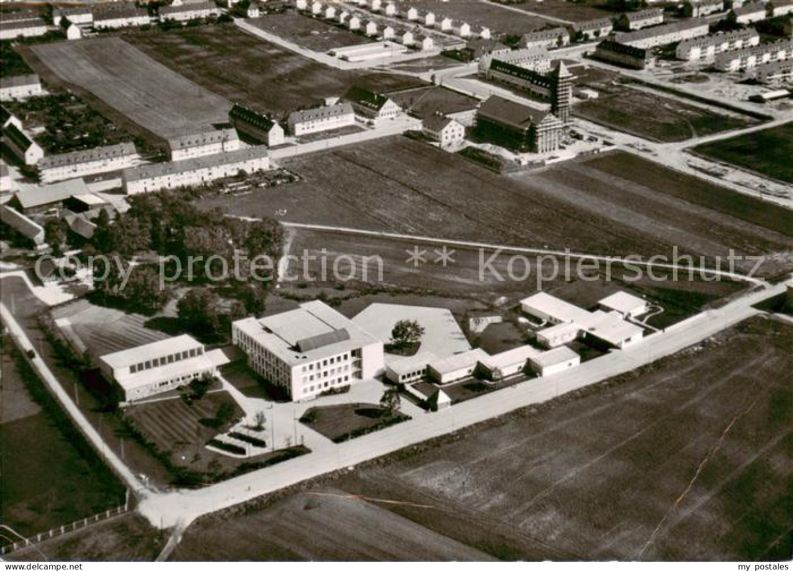 73852015 Muenchen Volksschule An Der Hugo Wolfstrasse Fliegeraufnahme Muenchen - München