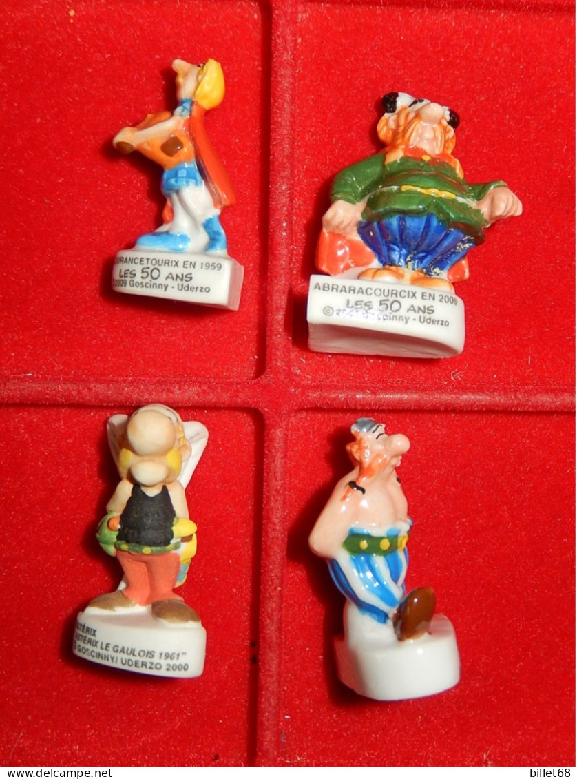 4 Feves Differentes - ASTERIX - Strips