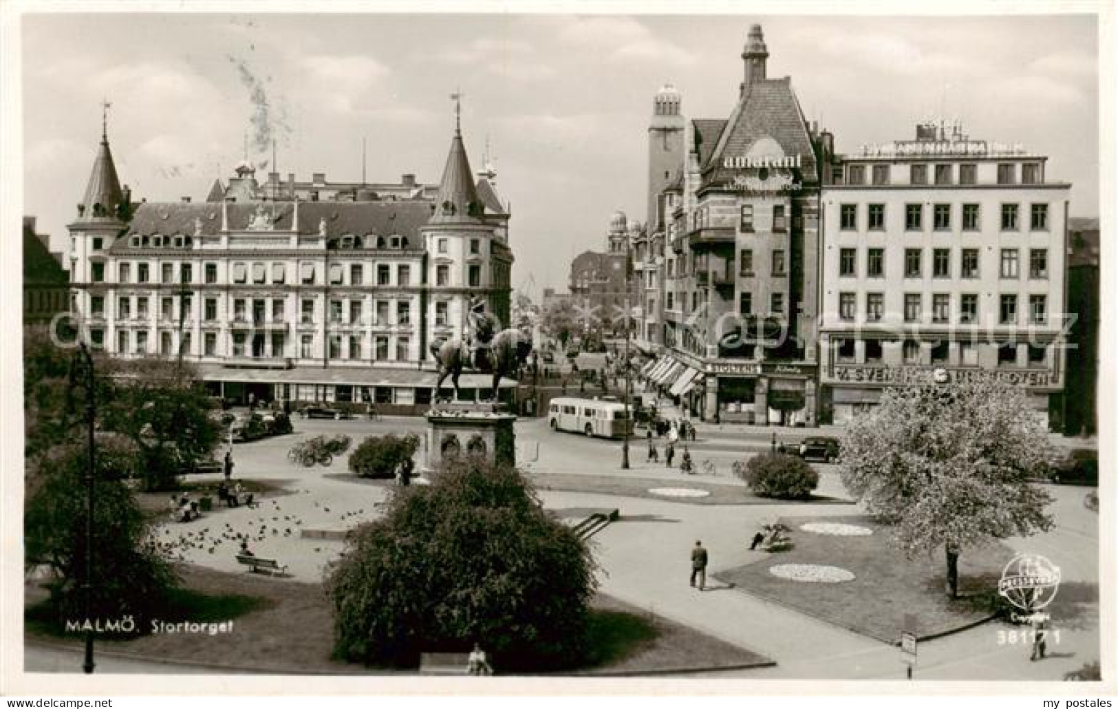 73851733 Malmoe Sweden Stortorget Denkmal  - Sweden