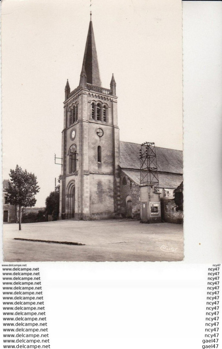 Lot 2 CPSM/gf (72) JOUE-en-CHARNIE. L'église, Horloge, Pub St Gobain / LE MANS. N.Dame Couture, 2CV, Scooter . ...U847 - Churches & Cathedrals