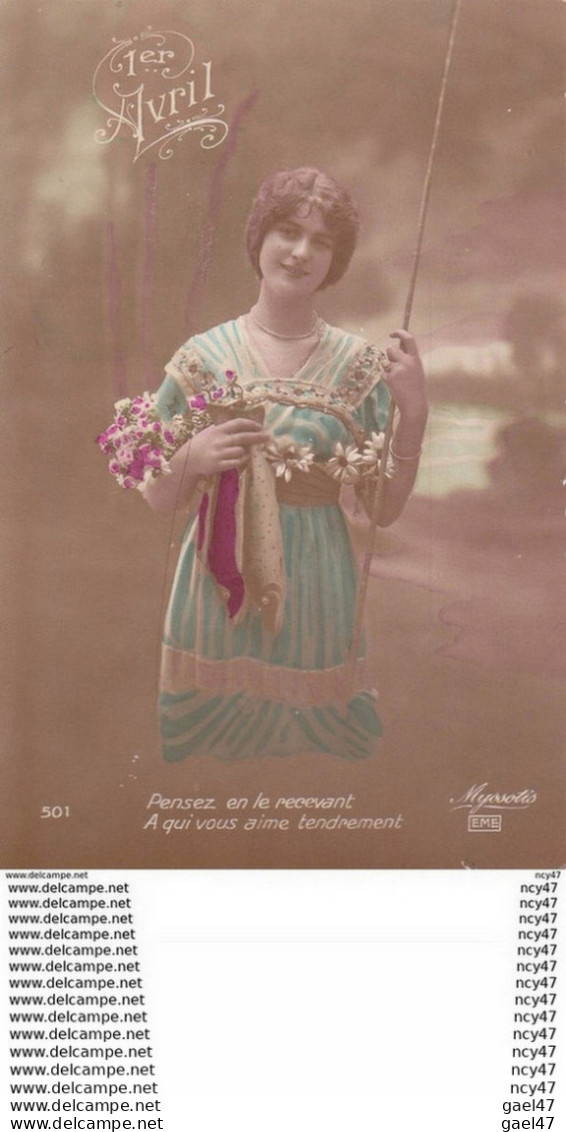 CPA 1er AVRIL. Fantaisie,  Jolie Femme Robe Fantaisie,fleurs Et Poisson, Canne à Pêche. ...T438 - 1 April (aprilvis)