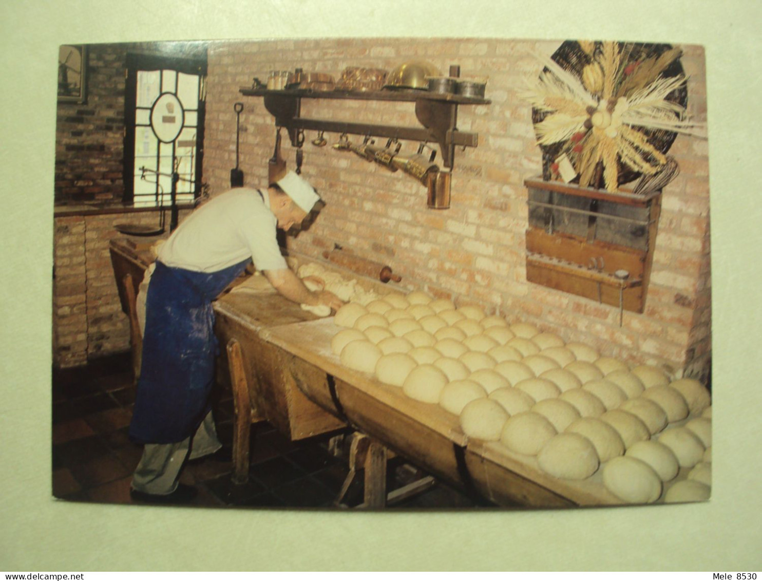 51312 - WILDERT - BAKKERSMOLEN ANNO 1981 - HET OPBOLLEN VAN HET BROOD - ZIE 2 FOTO'S - Essen